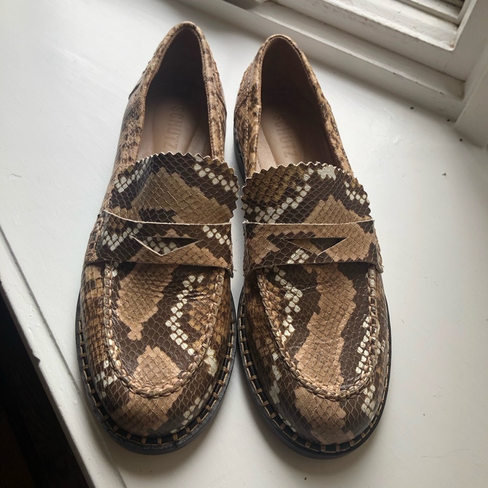 Schutz Christie Snake Embossed Leather Loafers Size 9.5